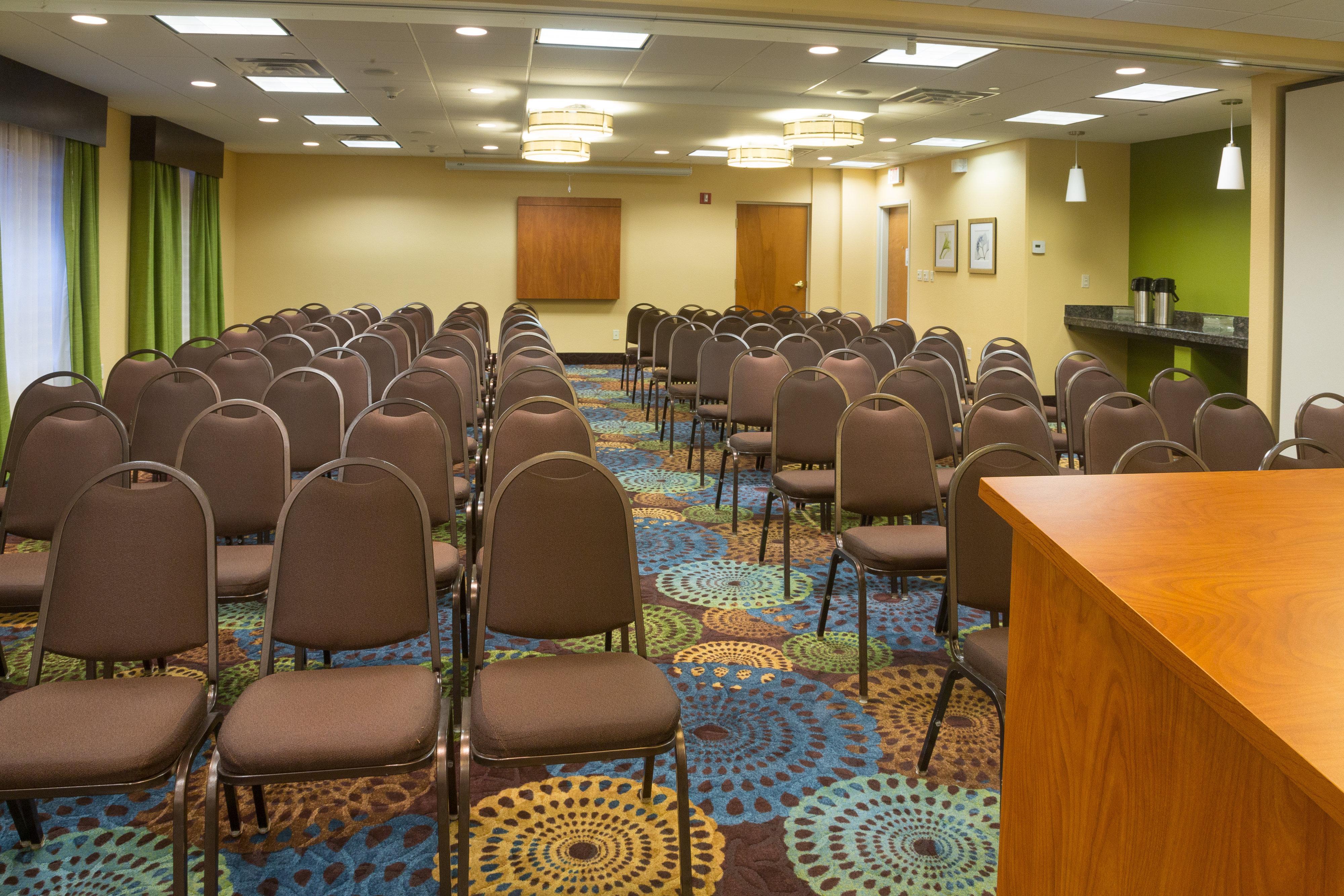 Holiday Inn Express Hotel & Suites Jacksonville Airport By Ihg Exteriör bild