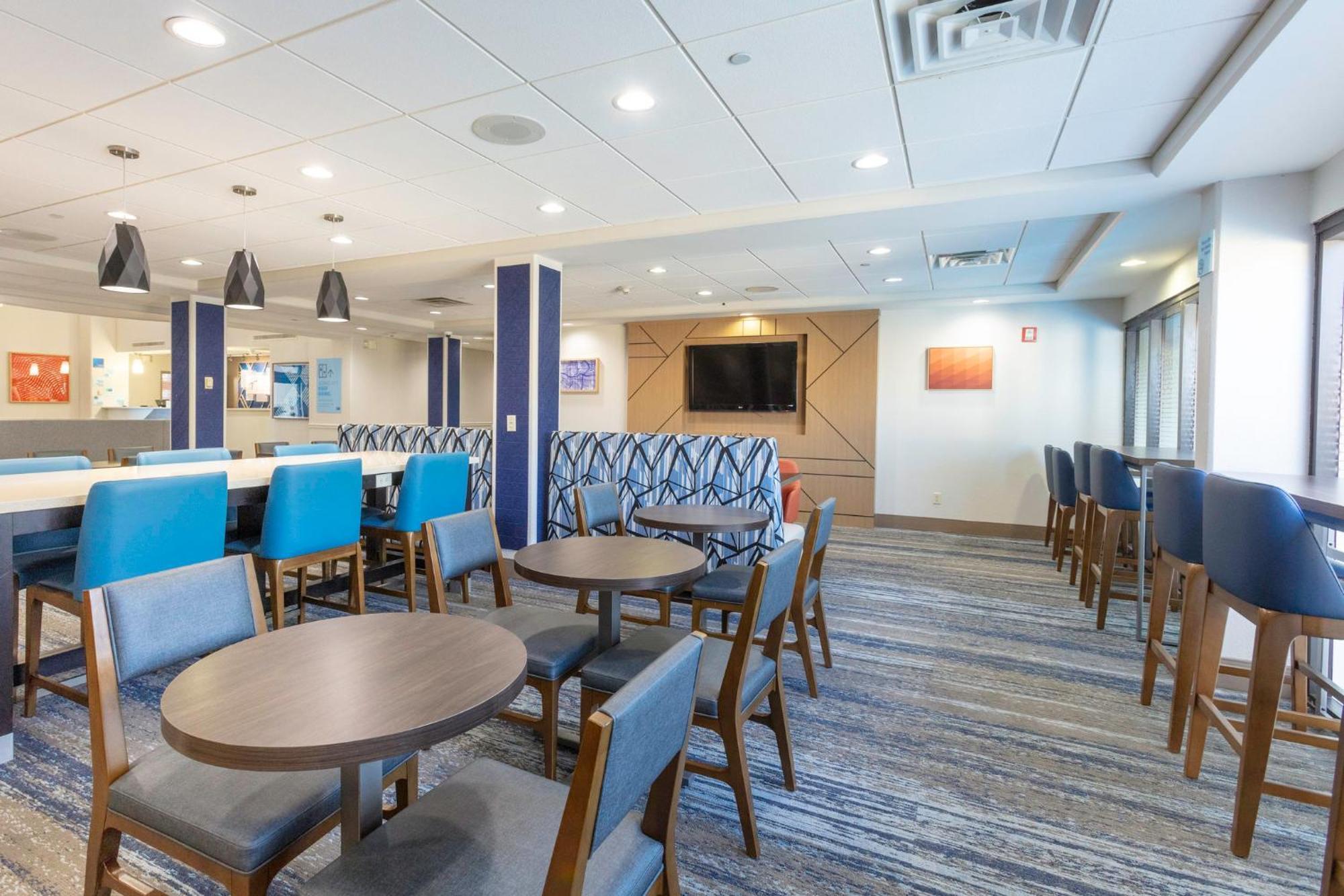 Holiday Inn Express Hotel & Suites Jacksonville Airport By Ihg Exteriör bild