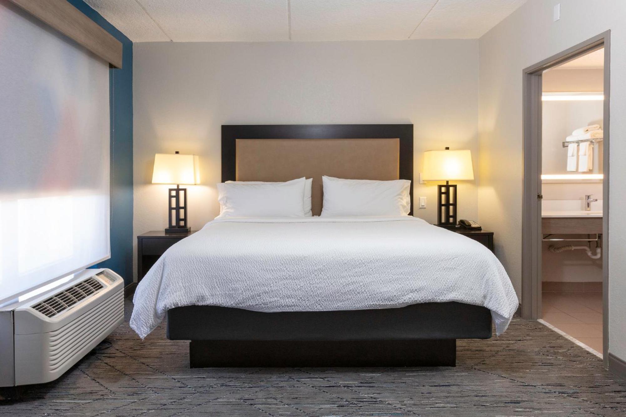 Holiday Inn Express Hotel & Suites Jacksonville Airport By Ihg Exteriör bild